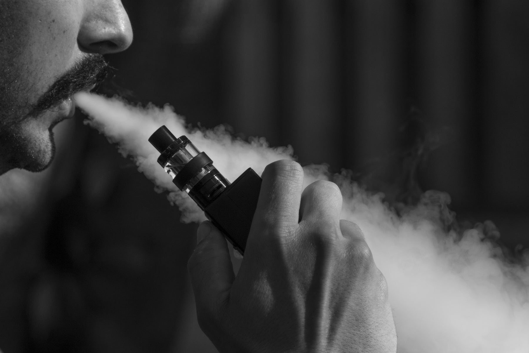 Mods & Pods: The Differences Between These Two Vape Devices