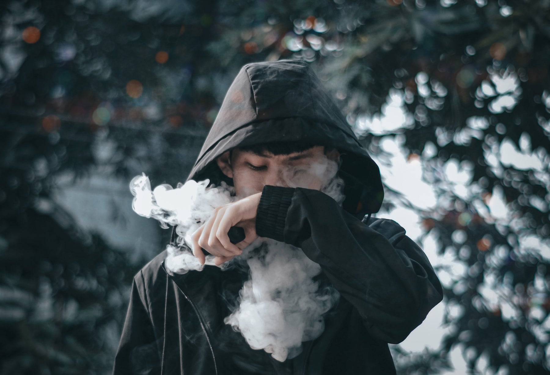 What Are the Rules of Vaping and E-Cigarette Etiquette?